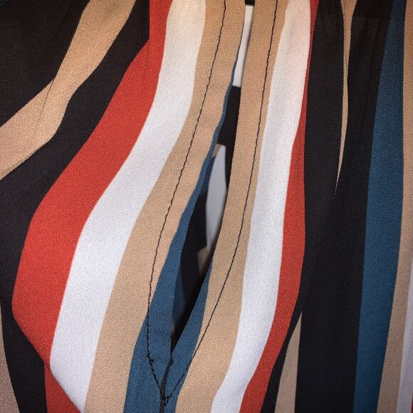 NWT Torrid Tunic Sz 2X Multicolor Stripe Sleeveless Keyhole Blouse Hi Low Hem - Picture 4 of 15